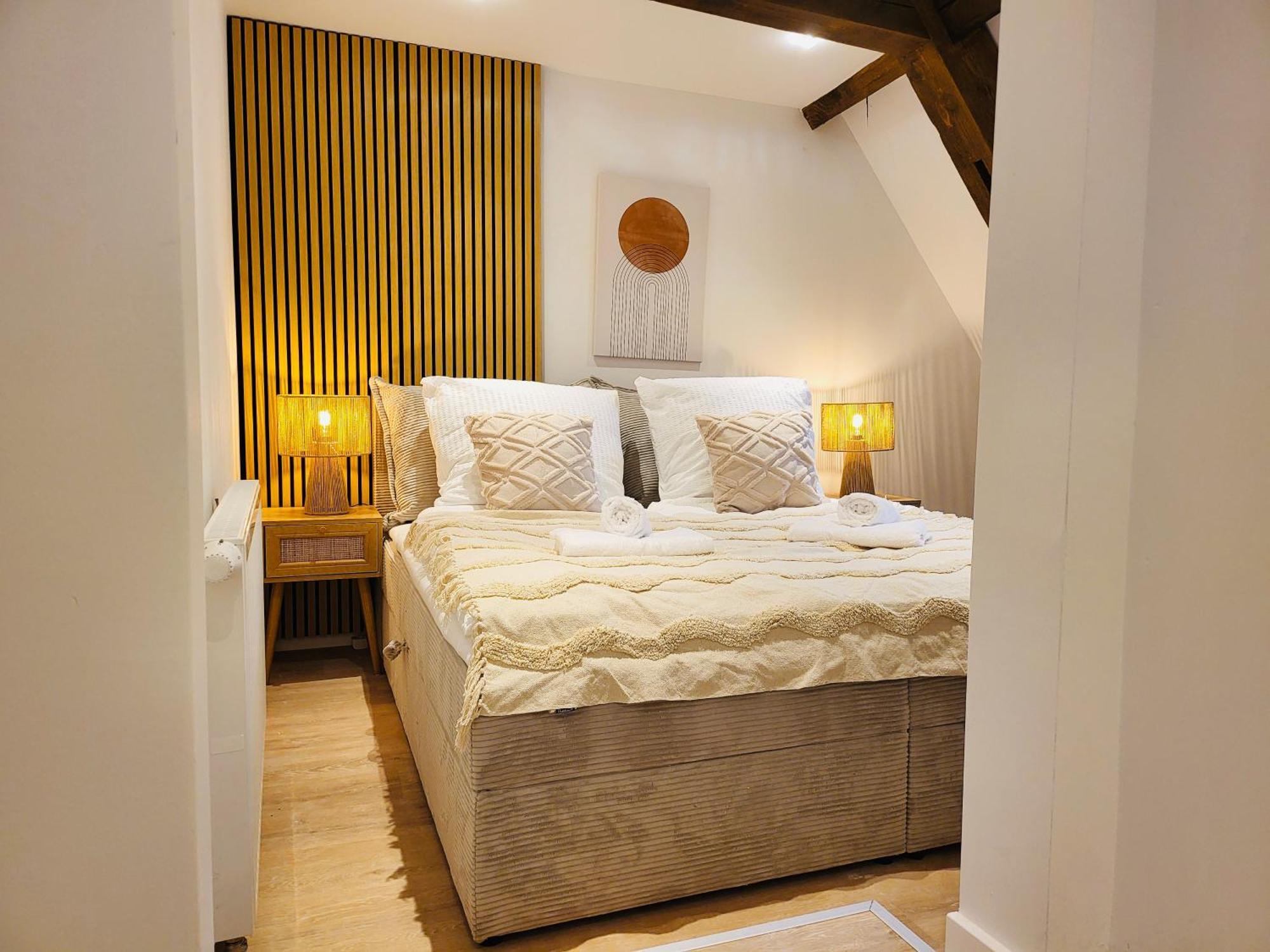 Sioux Stilvolle Designapartments Am Ketschentor Coburg Esterno foto