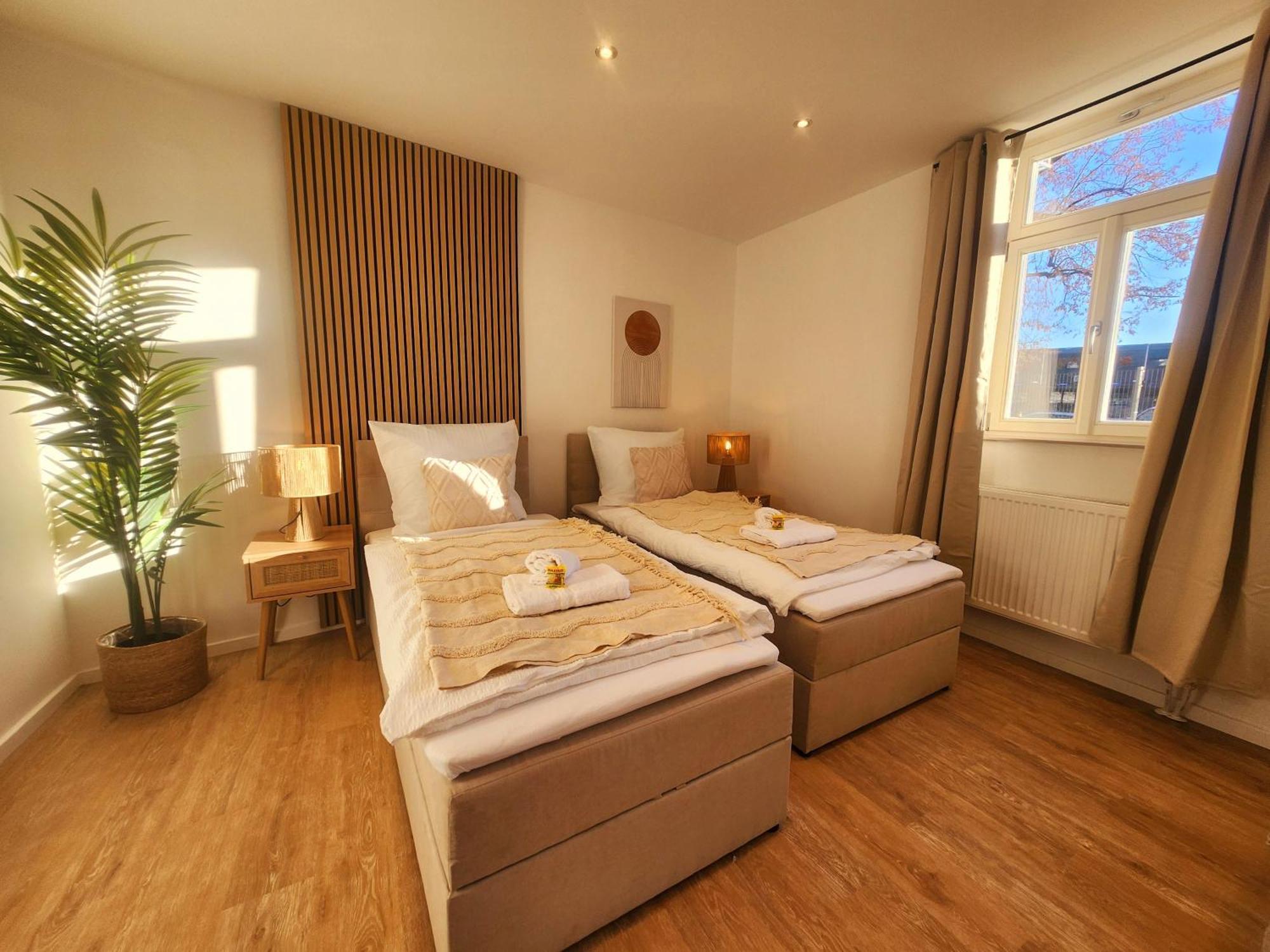 Sioux Stilvolle Designapartments Am Ketschentor Coburg Esterno foto