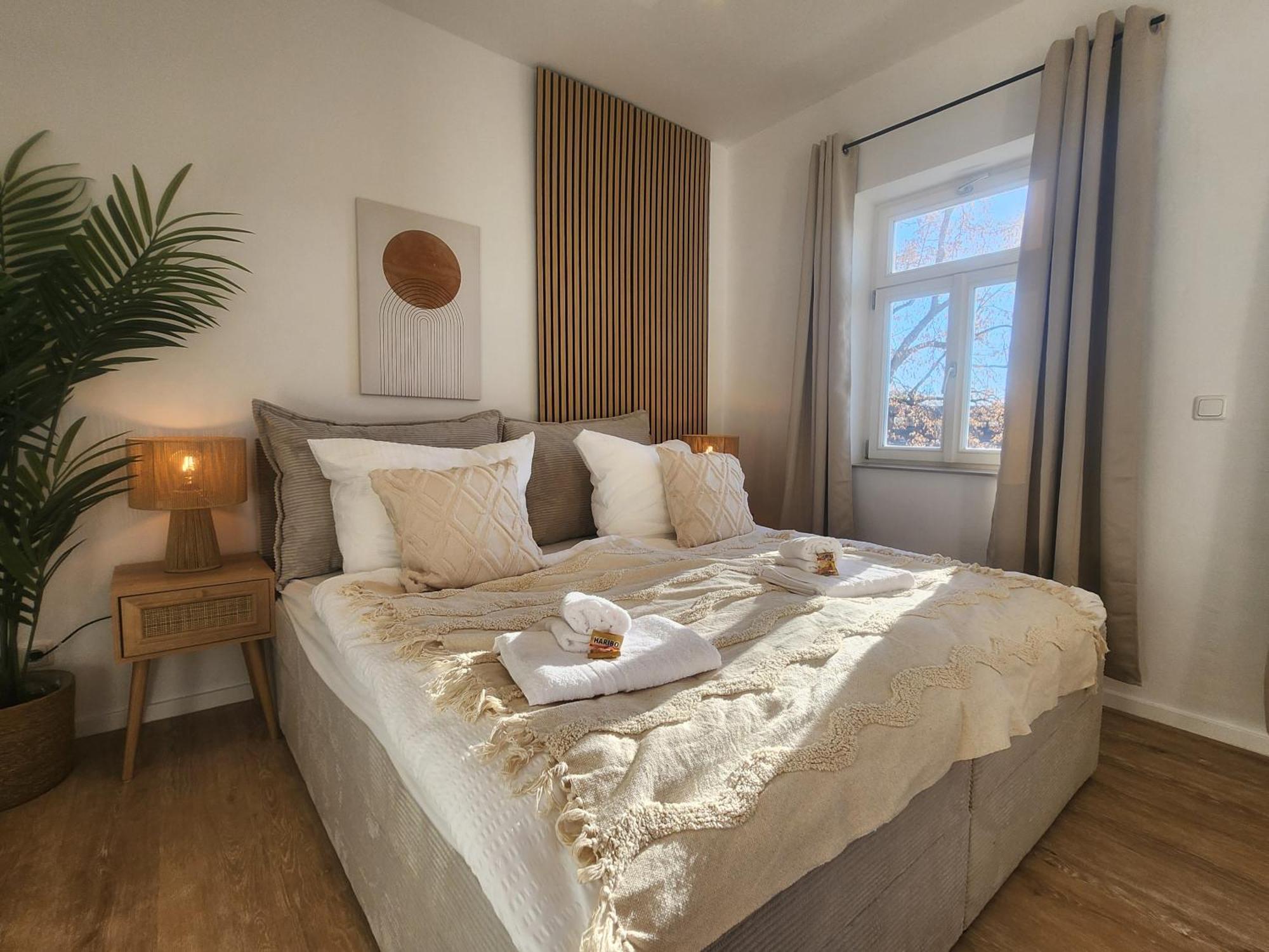 Sioux Stilvolle Designapartments Am Ketschentor Coburg Esterno foto
